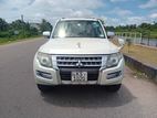 Mitsubishi Pajero 2010