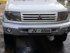 Mitsubishi Pajero GDI SUV 1998