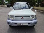 Mitsubishi Pajero IO 2000