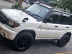 Mitsubishi Pajero IO GDI 2001