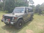 Mitsubishi Pajero Jeep 1985