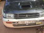 Mitsubishi RVR 1999