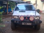 Mitsubishi Strada 1991