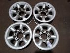 Mitsubishi V46W - Alloy Wheel Set