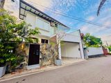 Modern 2-Storey Home in Prime Kalalgoda