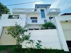 Modern 2-Storey House for Sale in Kadawatha (5 Bedrooms)