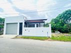 Modern 3 Bedroom Family Home for Sale in Athurugiriya