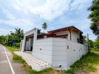 Modern 3-Bedroom House for Sale in Kesbewa, Piliyandala