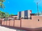 Modern 3 Bedrooms House for sale in Piliyandala Batuwandara