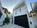 Modern 3-Storey House Sale Pannipitiya