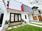 Modern 3-Storey Luxury Home for Sale in Piliyandala
