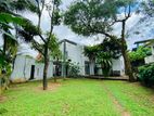 Modern 3 Storied House Close to Colombo- Kandy Main Road, Kadawatha