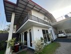 Modern - 3-Story, 5BR House in Yakkala 500m to Town (LKR 57 Million)