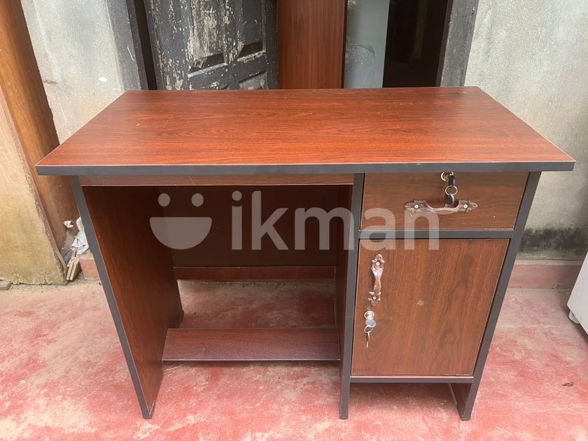 Modern 36x18” Office Tables for Sale Kottawa ikman