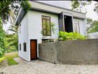 Modern 4-Bedroom House for Sale in Piliyandala