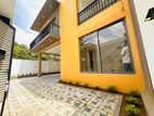 Modern 4-Bedroom House with Hot Water & CCTV – Piliyandala