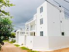 Modern 4-Bedroom Luxury Home with Rooftop Terrace – Kadana