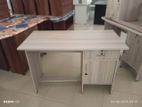 Modern 4x2 American White Office Tables