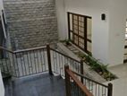 Modern 6 Bed House For Rent in Colombo 5