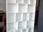 Modern 6x4 White Design Rack with Bk Board