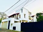 Modern & Spacious 4-Bedroom Home for Rent in Maharagama