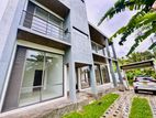 Modern Architectural House in Angoda – 11 Perches of Prime Land