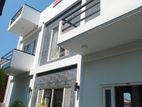 MODERN BOX MODEL HOUSE FOR SALE IN LEWELLA (2122)