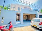 Modern Brand-New House in Thalawathugoda, Hokandara RD