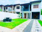 Modern Brand New super luxury 2 Story House-piliyandala