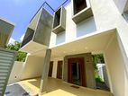 Modern Brand-New Two Storied House With Roof-Top-Thalawathugoda