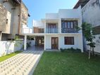 🏡Modern Designed Luxury 2 Story House For Sale In Athurugiriya