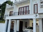 Modern Designed Luxury Two Storey House for Sale Polgasowita