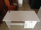 Modern Ex White 4x2 Melamine Office Table