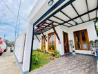 Modern Family Home – Prime Location Athurugiriya