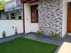 Modern Family House for Sale in Athurugiriya