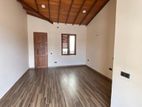 Modern House for Rent in Colombo 6 (SA4212)