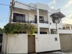 Modern house for rent in Dehiwela