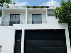 Modern House for Rent in Pelawatta
