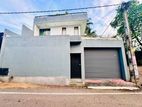 Modern House for Sale at Thalawathugoda City Limits