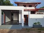 Modern House for Sale in Athurugiriya