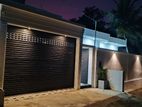 Modern House for Sale in Athurugiriya