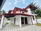 Modern House for Sale in Athurugiriya