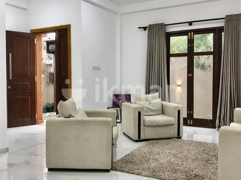 Modern House for Sale in Boralesgamuwa ikman