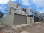 Modern House for Sale in Piliyandala