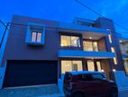 Modern House for Sale in Thalawathugoda