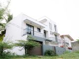 Modern House for Sale – Malabe Kahanthota Road