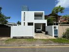 Modern House in Ratmalana Borupona Rd Gamunu Mw