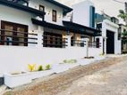 Modern House - Kesbewa Kahathuduwa Single Story 300 meters 120 Rd