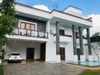 Modern Luxurious House For Sale in Thalawathugoda