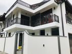 Modern Luxurious House Sale in Thalawathugoda